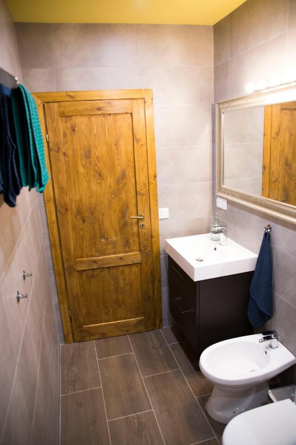 Luxurio Rooms With Baths Ліворно Екстер'єр фото