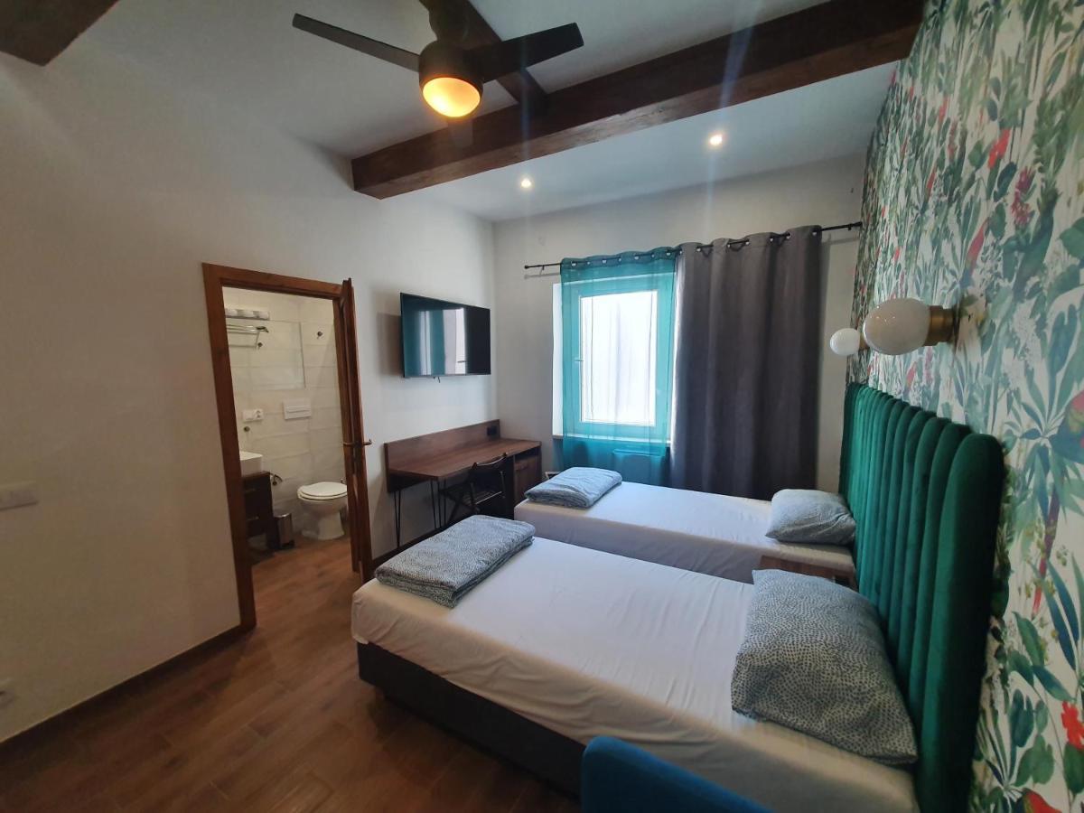 Luxurio Rooms With Baths Ліворно Екстер'єр фото